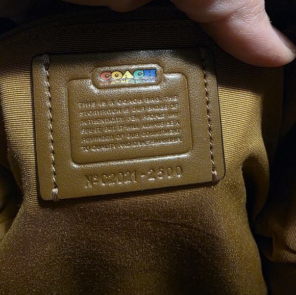 Coach Medium Charlie Backpack featuring a rainbow-colored horse and carriage - Picture 5 of 15